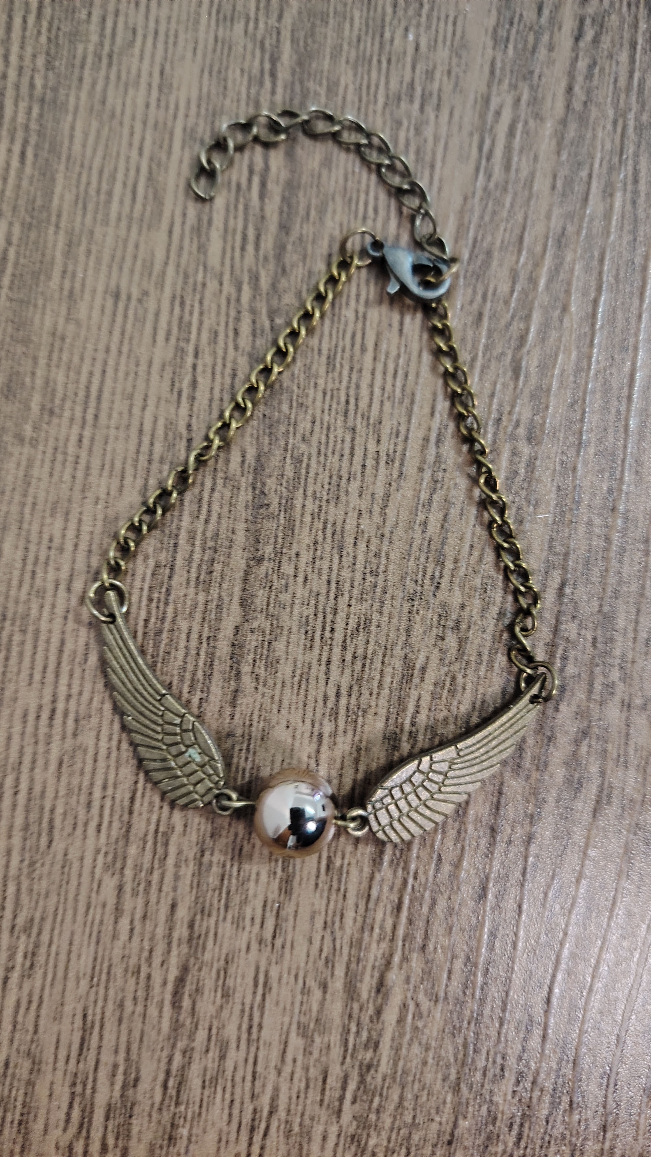 Collar de la Snitch Dorada